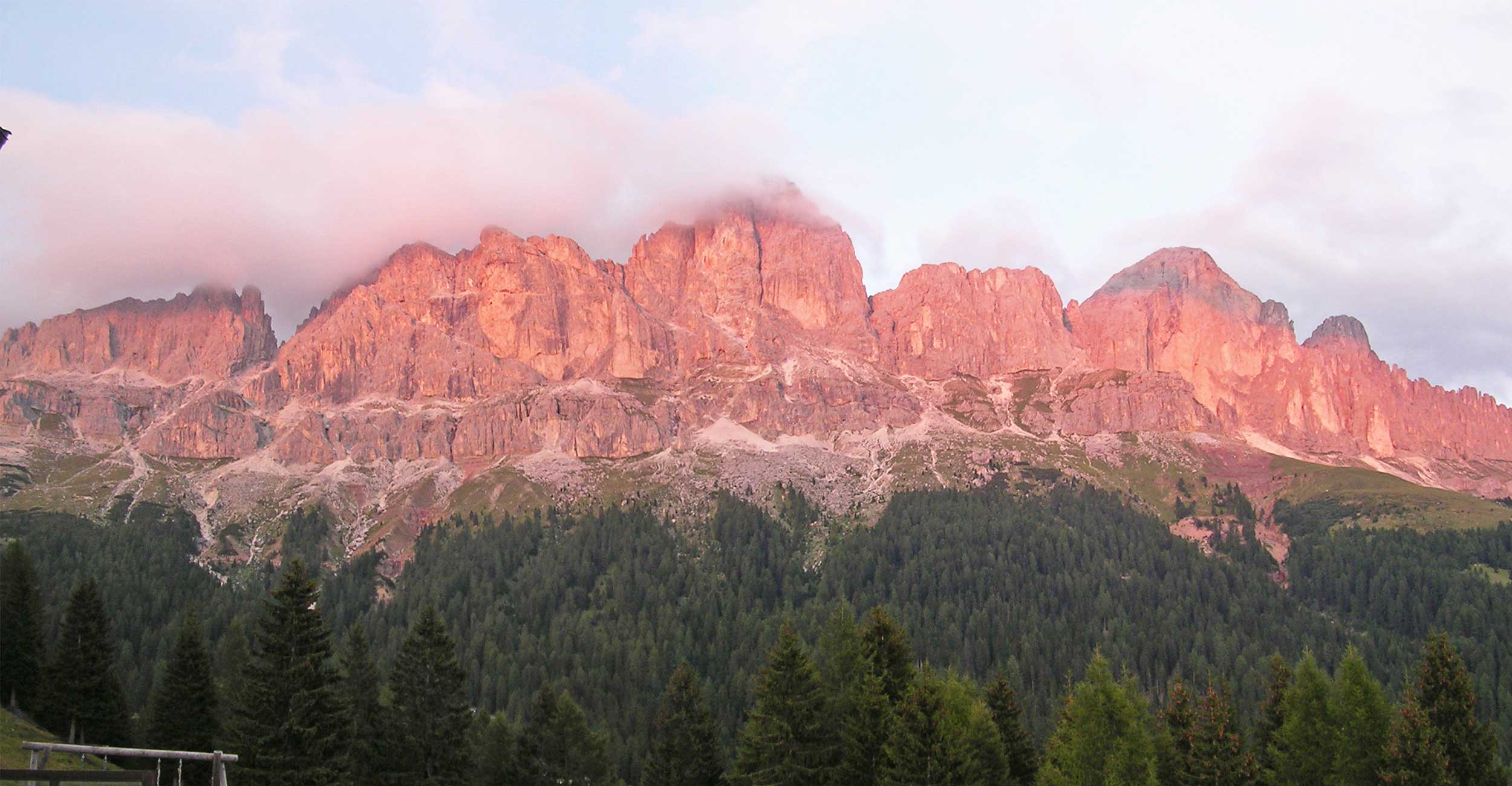 Hotel Rosengarten Latemar Dolomiten